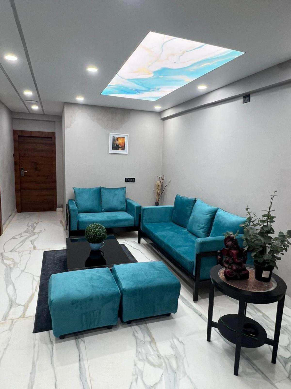 Wild Wings Premium Hotel Haydarabad Dış mekan fotoğraf