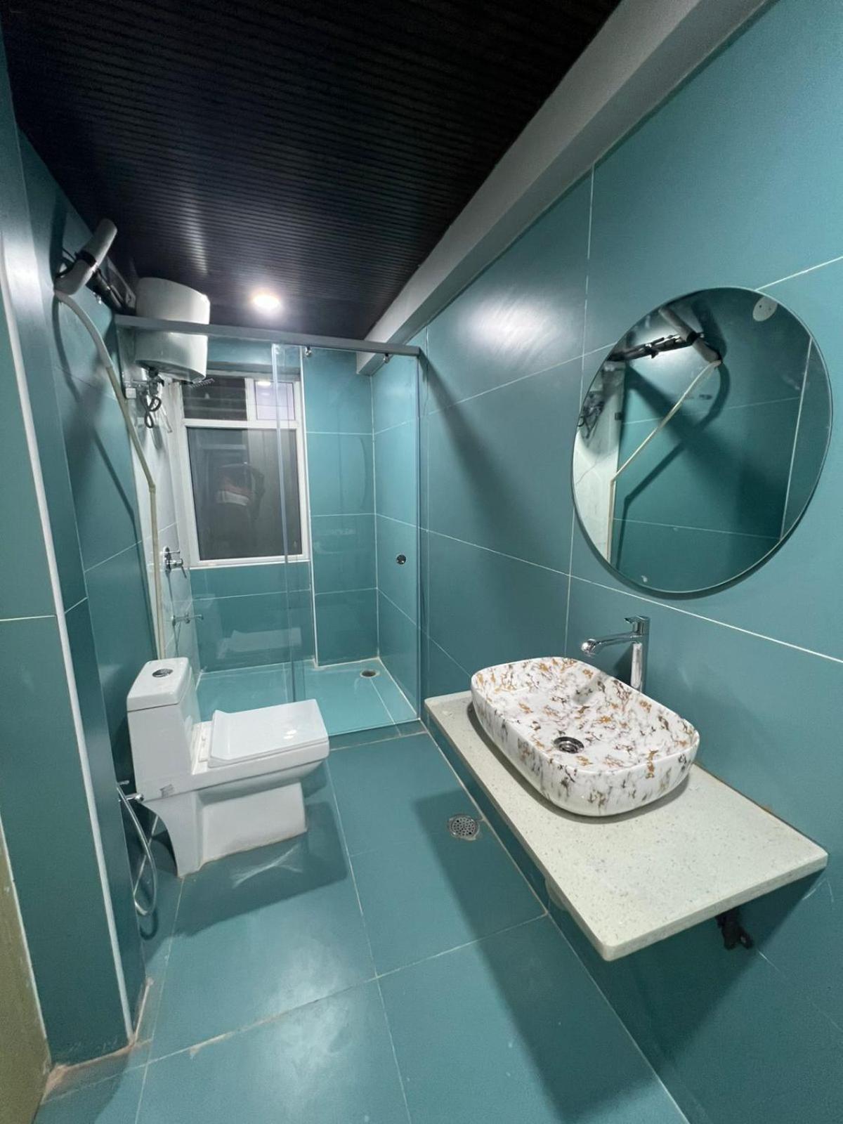 Wild Wings Premium Hotel Haydarabad Dış mekan fotoğraf