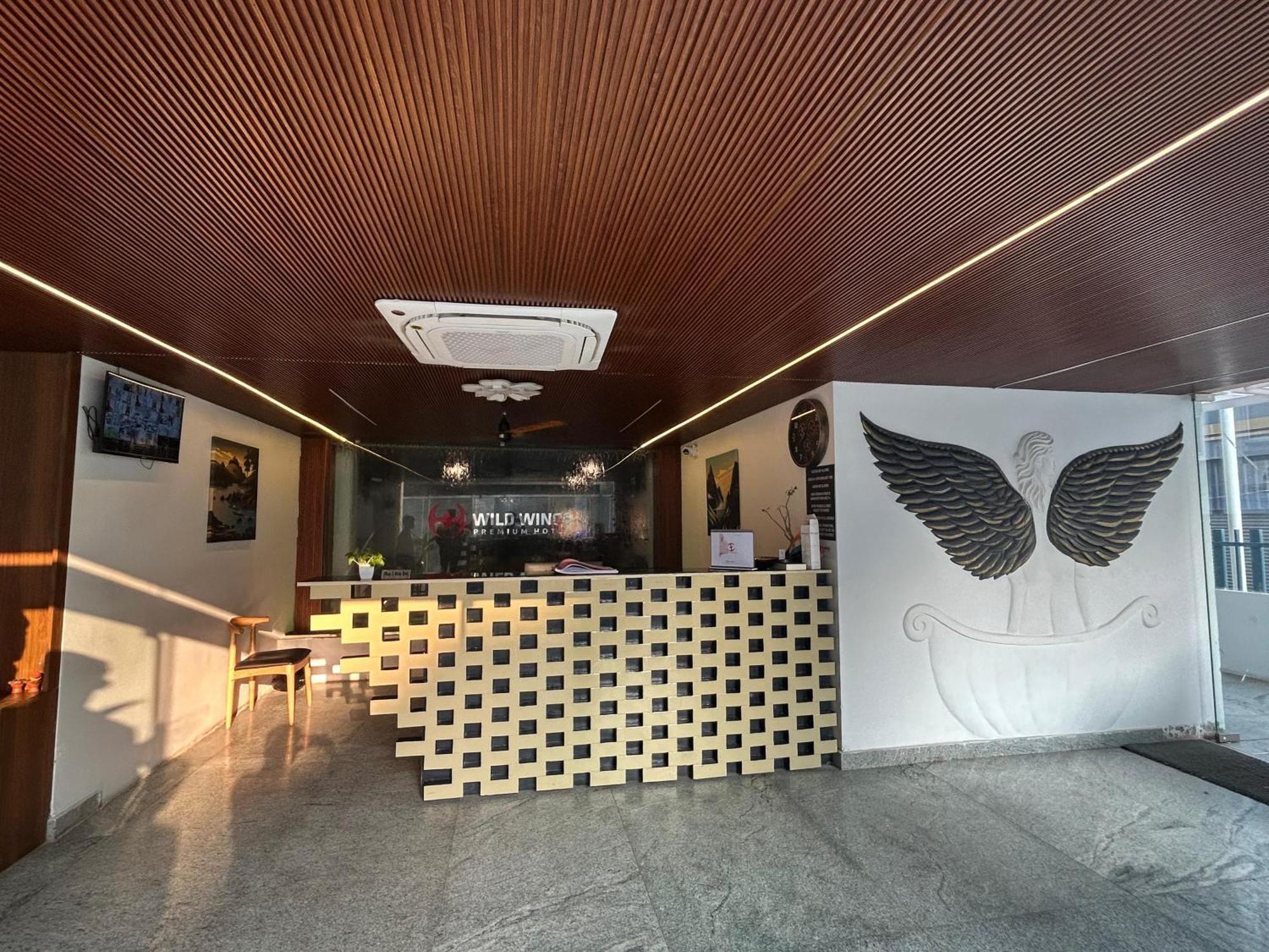 Wild Wings Premium Hotel Haydarabad Dış mekan fotoğraf